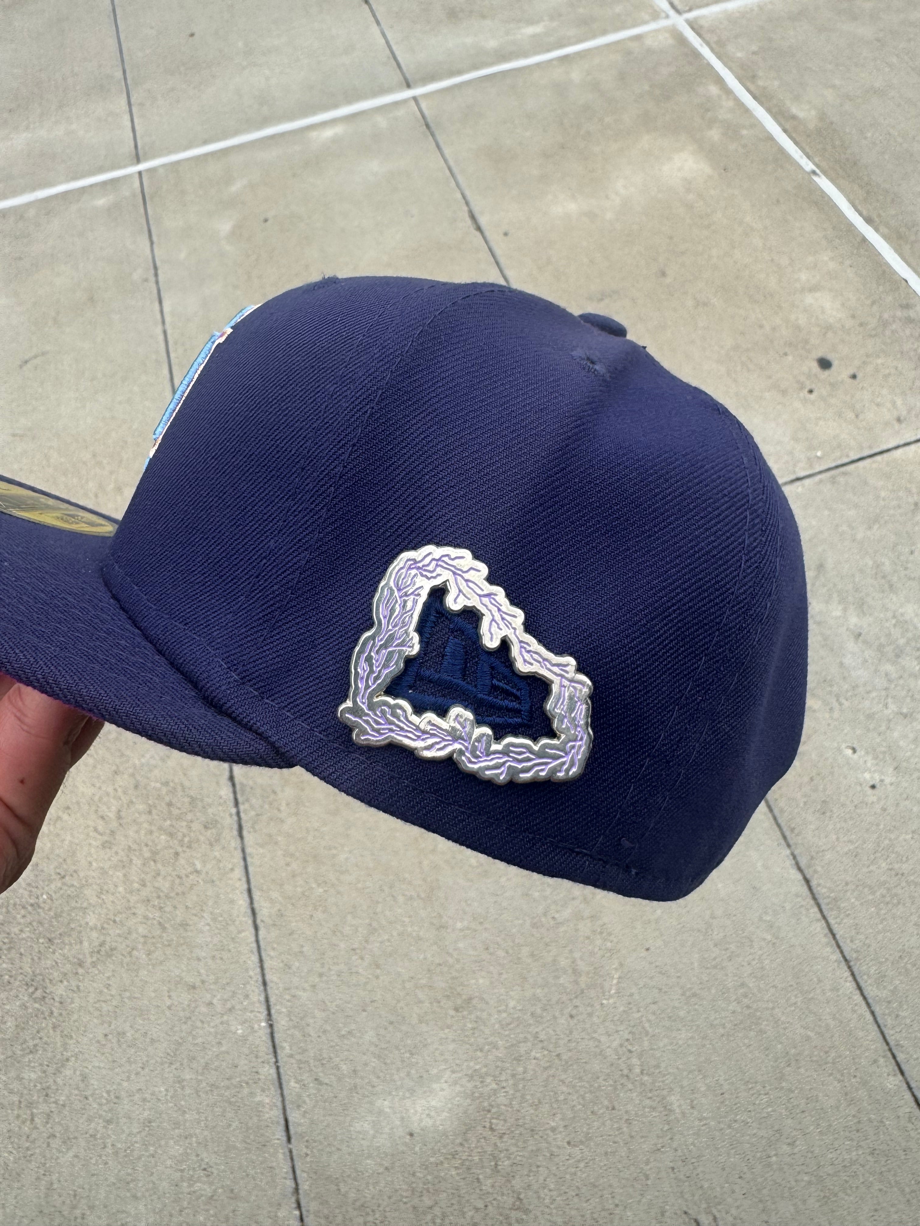 NE Lighting Boarder Pin (Purple)