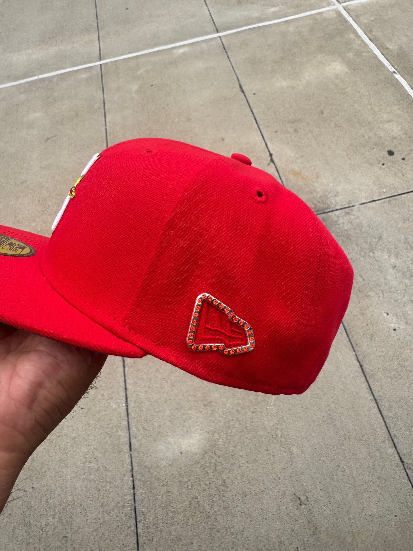 NE Boarder Pin (Red Diamonds)